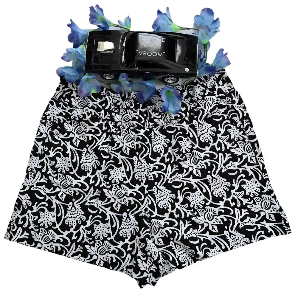 LOFT NWT Pull On Shorts Women XL